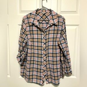 Avenue Button Down - size 18/20